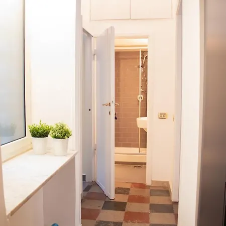 Apartment The Rent - Piazza Di Firenze Rome