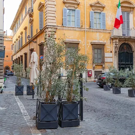 Apartment The Rent - Piazza Di Firenze *